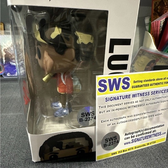 Funko Pop Stranger Things Lucas autographed authenticated - Picture 3 of 7